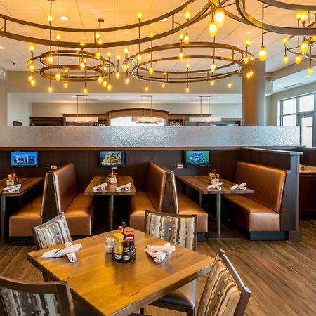 Holiday Inn Lexington - Hamburg By Ihg Экстерьер фото